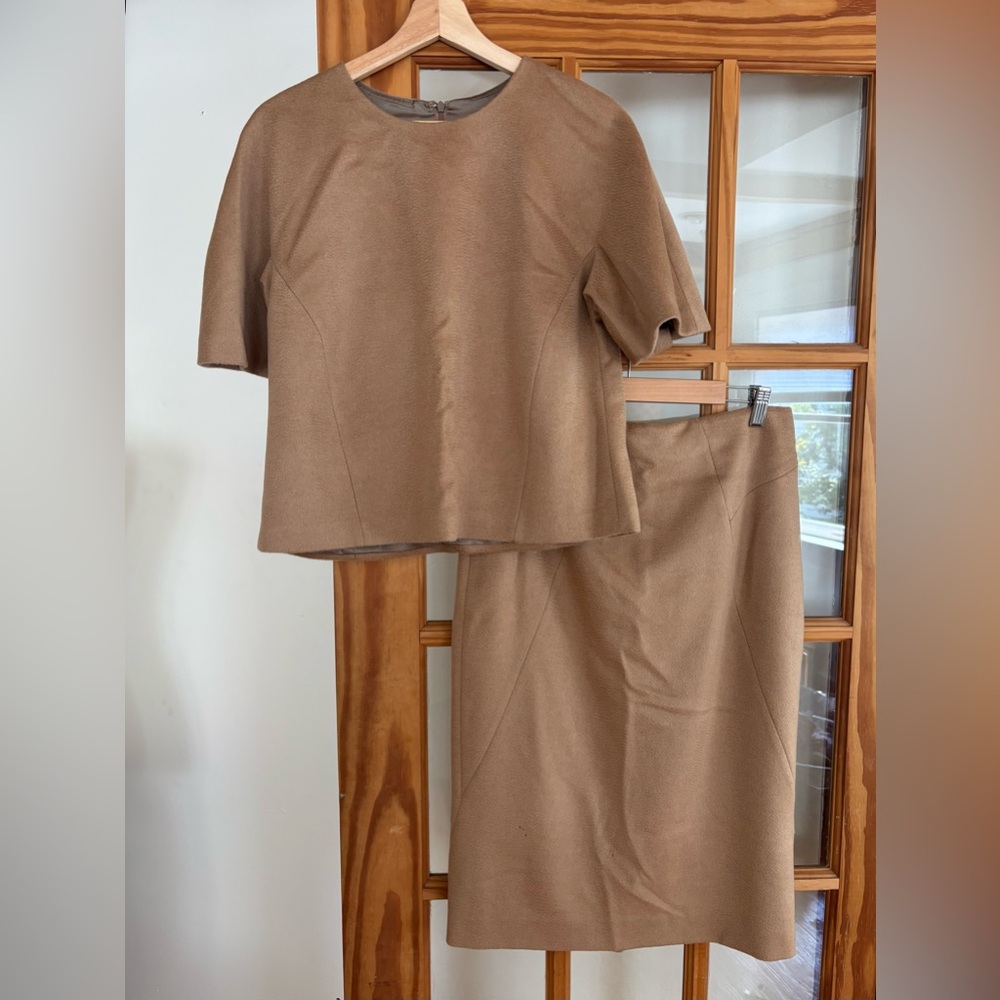 Brooks Brothers Camel Brown Skirt Set - Short Sleeve Top & Pencil Skirt